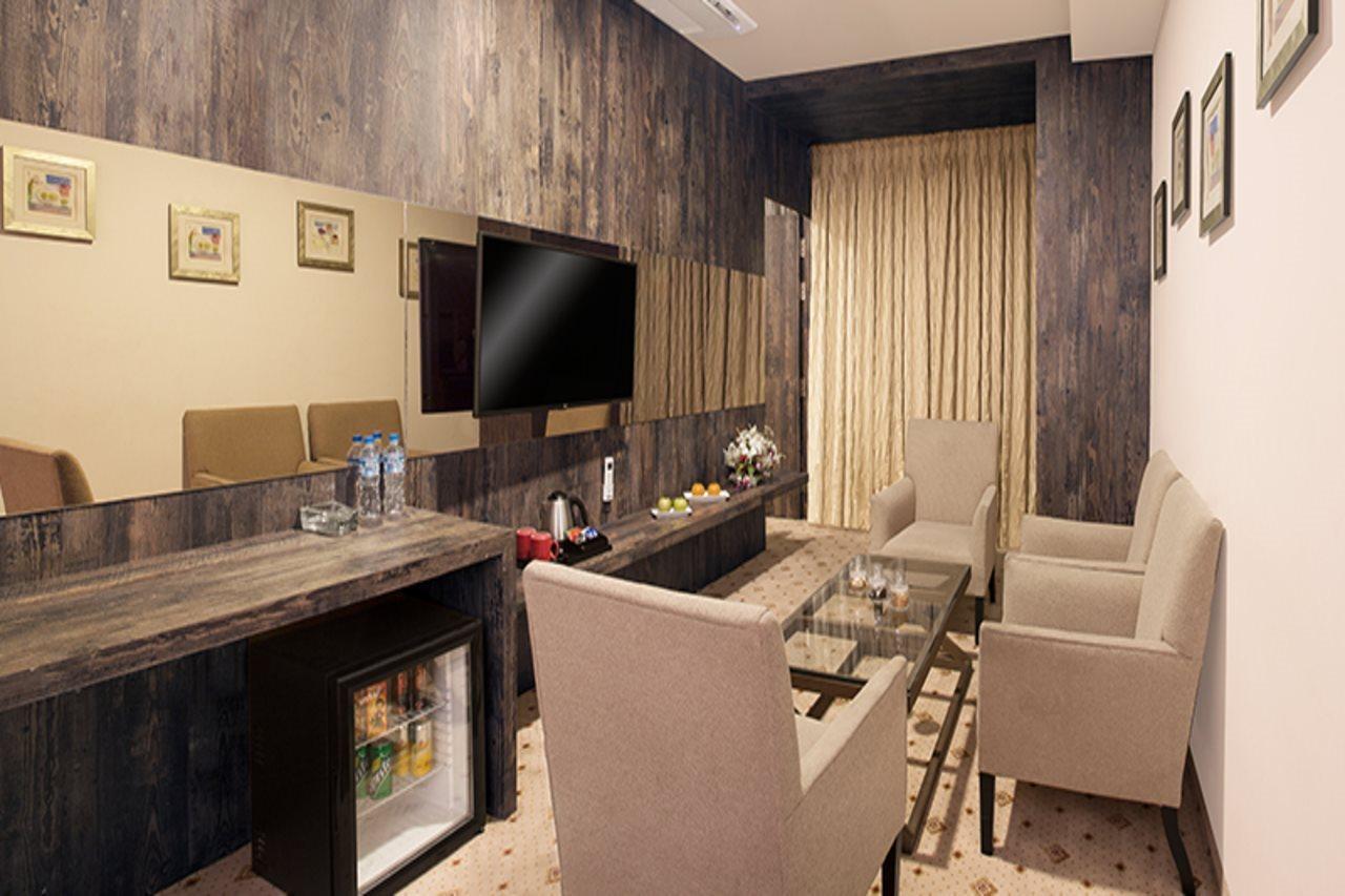 Regenta Central Hotel & Convention Centre Nagpur Dış mekan fotoğraf