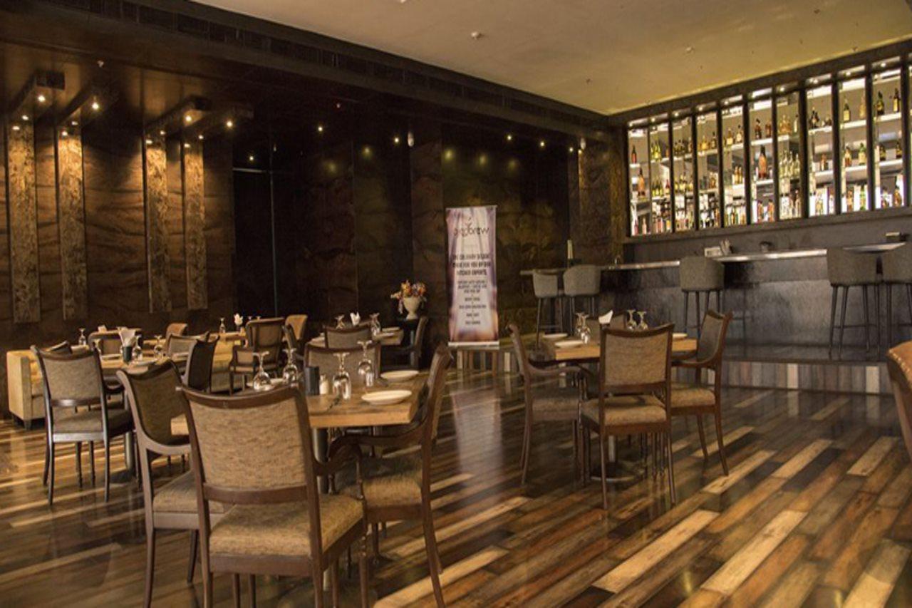 Regenta Central Hotel & Convention Centre Nagpur Dış mekan fotoğraf