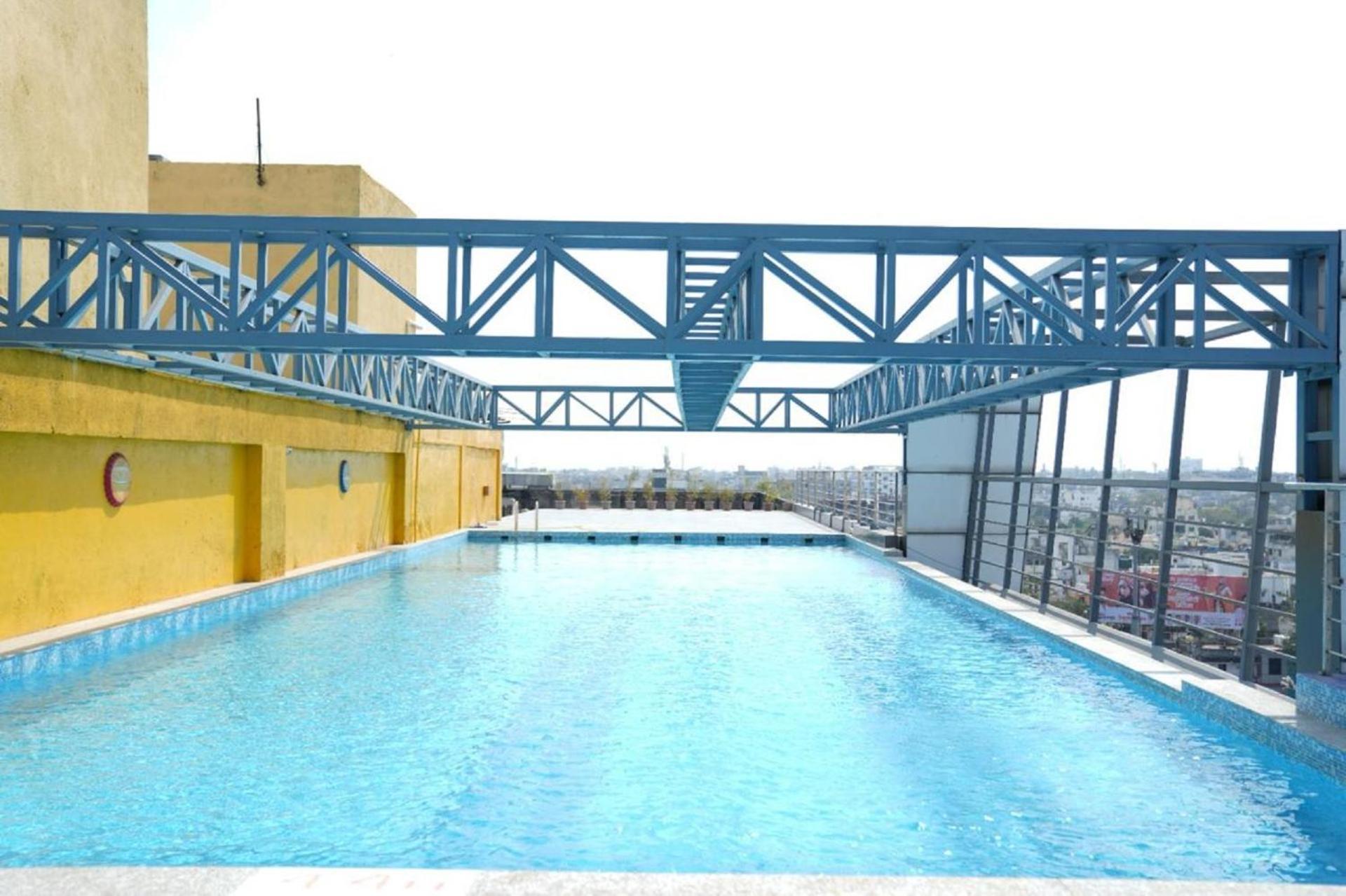 Regenta Central Hotel & Convention Centre Nagpur Dış mekan fotoğraf