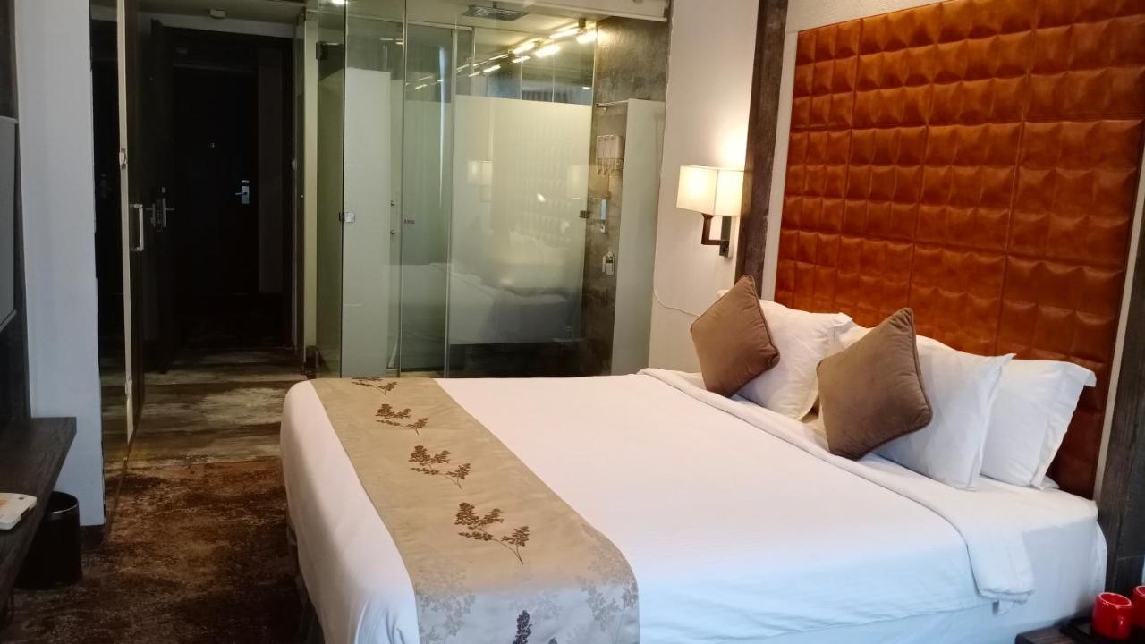 Regenta Central Hotel & Convention Centre Nagpur Dış mekan fotoğraf